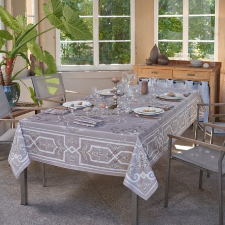 https://www.beauville.com/shop/5994-home_default/trianon-tablecloth.jpg