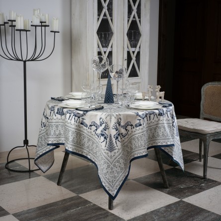 Balade en hiver tablecloth